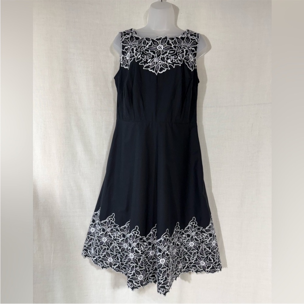 ๐ช Talbots Embroidered Lace Latin Mexican Inspired Fit & Flare Dress Size 16 - Picture 4 of 10